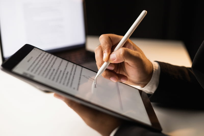 Die digitale Unterschrift: So funktioniert die elektronische Signatur 1 Die digitale Unterschrift: So funktioniert die elektronische Signatur